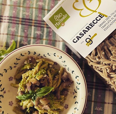 Casarecce Bio Maltento con crema di zucchine e pancetta